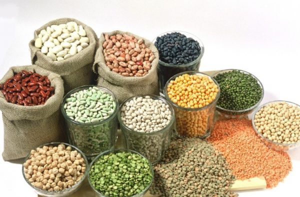 Растительные протеины содержатся в овощах, бобовых и крупах