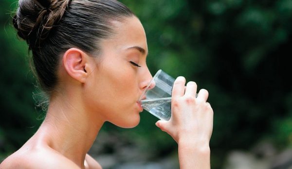 Классический приём диетологов – это проверка подлинности чувства голода водой