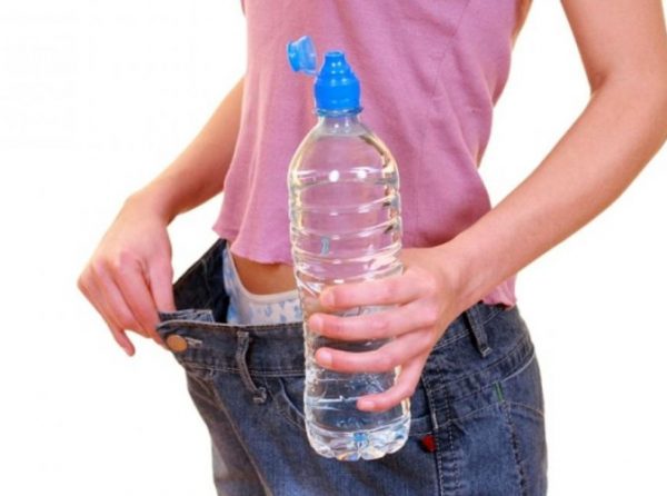Худеем с помощью воды за неделю на 10 кг без вреда для организма, реально ли?